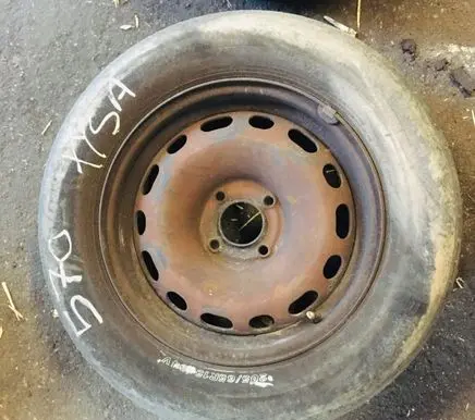 Toyota Avensis T250 Wiper motor NR570