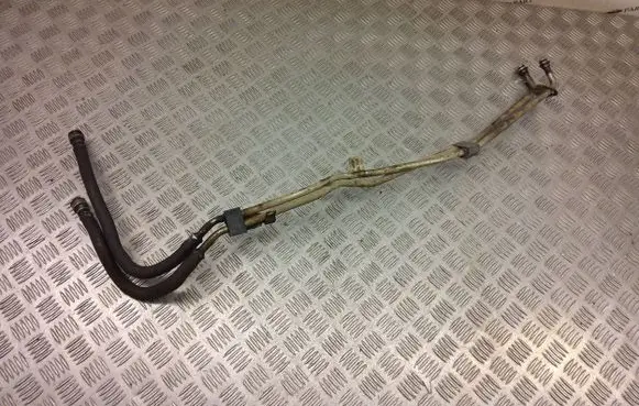 Land Rover Discovery 4 - LR4 Coolant pipe/hose 