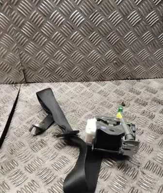 Mercedes-Benz GLK (X204) Rear seatbelt