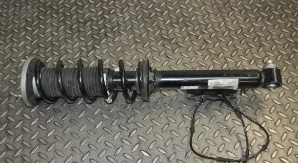 BMW 8 G14 Rear shock absorber/damper 67416878127 6878127