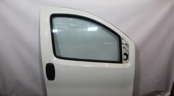 Peugeot Bipper Front door
