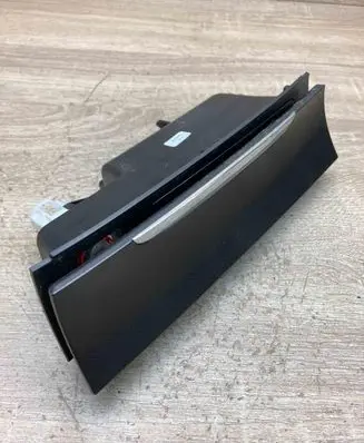 Volkswagen PASSAT B6 Car ashtray 3C0863284A 3C0857961A BLACK