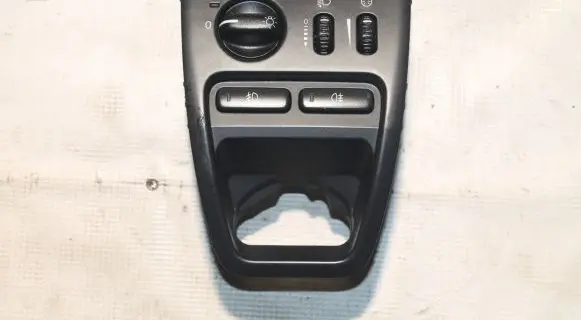 Volvo XC90 Light switch 30739304