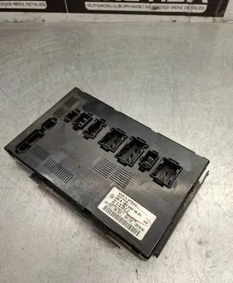 Mercedes-Benz R W251 SAM control unit A1644423100 A1645401601 A1645452516