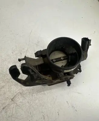 Ford Focus Throttle valve XS4U9E927