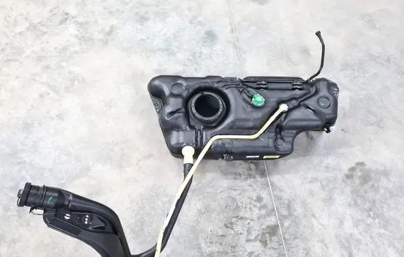 Opel Crossland X Fuel tank 03556510