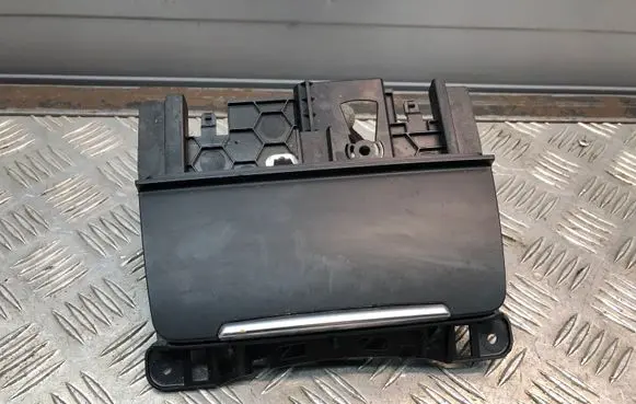 Audi Q5 SQ5 Car ashtray 8K0857951