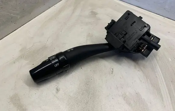 Hyundai Santa Fe Indicator stalk 202004727