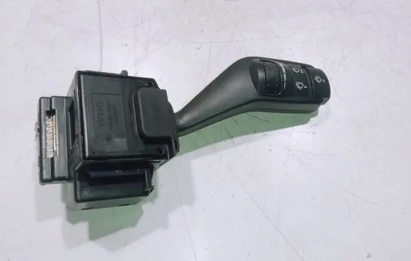 Ford Focus Wiper control stalk 17D940 DX1AA