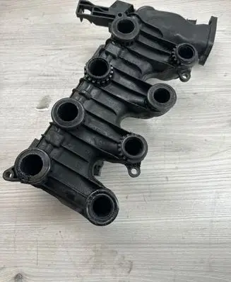 Ford C-MAX I Intake manifold 993390