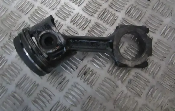 Fiat Bravo - Brava Piston with connecting rod