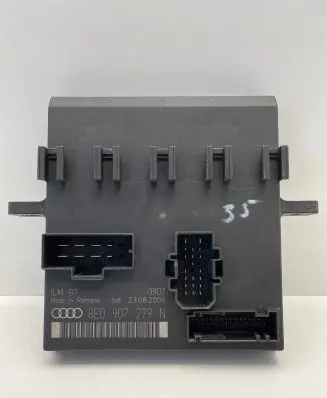 Audi A4 S4 B7 8E 8H Comfort/convenience module 8E0907279N