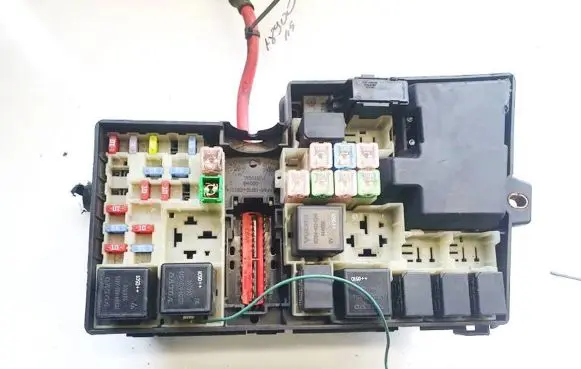 Volvo V50 Fuse box set 30679815