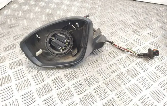 Peugeot 308 Front door wing mirror part 5923304