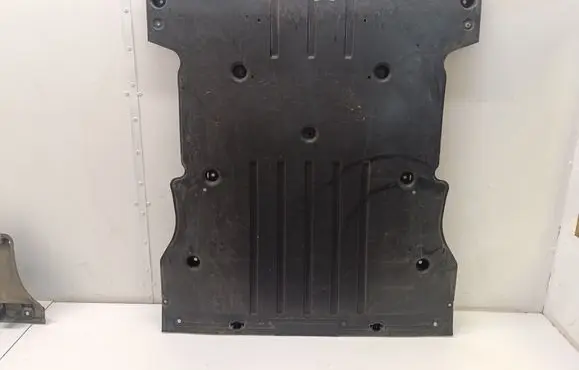 Audi Q4 Sportback e-tron Engine splash shield/under tray 1EA825236C