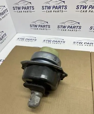 BMW X5 F15 Engine mount bracket 685310601