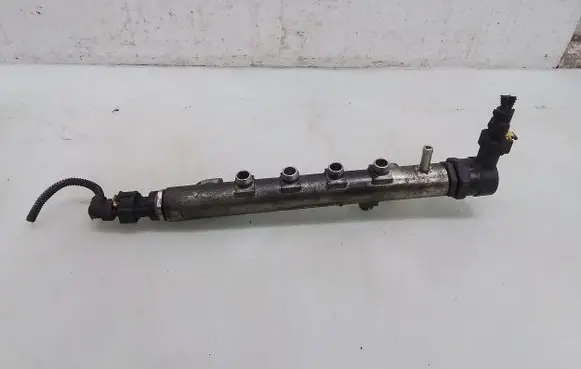 Opel Vectra C Fuel main line pipe 0445214057