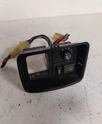 Suzuki Baleno EG Light switch