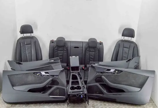 Audi A5 Interior set 8W6867118A 8W6867117A