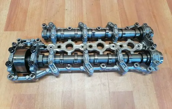 Opel Insignia B Camshaft 55490276 55490275 PHEL203441