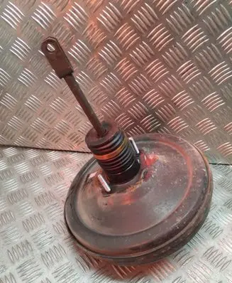 Opel Astra H Brake booster 13142358MW