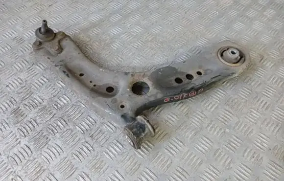 Volkswagen Golf VII Front lower control arm/wishbone 5Q0407152J 1912140221 643VW2E