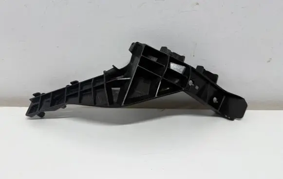 Suzuki Swift IV Rear bumper mounting bracket 7182273K0