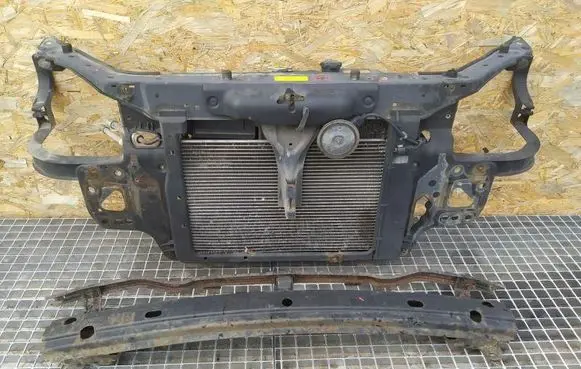 Hyundai Getz Radiator support slam panel