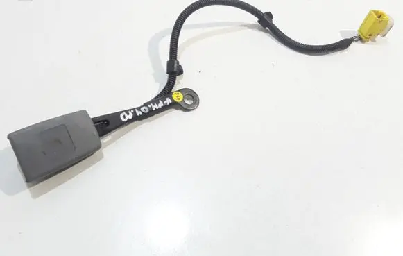 Volkswagen Phaeton Front seatbelt buckle