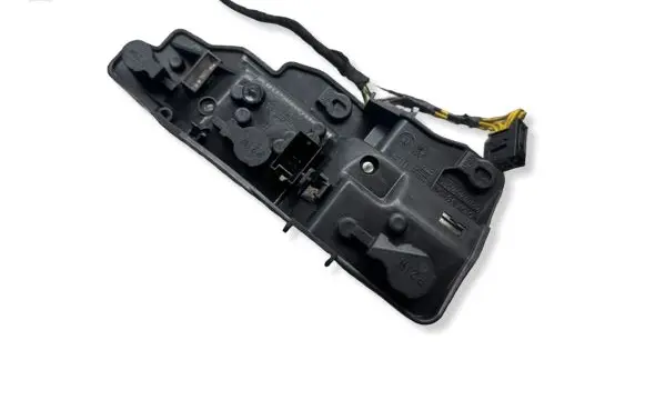 Audi A1 Tail light bulb cover holder 8X0945094D