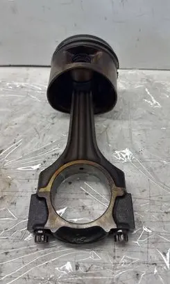 Mercedes-Benz E W124 Piston with connecting rod 1020302620 1030302419 A1020302620