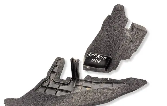 Nissan Leaf II (ZE1) Fender foam support/seal 638A25SK0B 638205SK0B