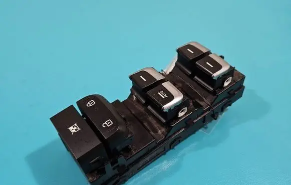 KIA Sportage Electric window control switch 93570-F1020 IMPRK1400841