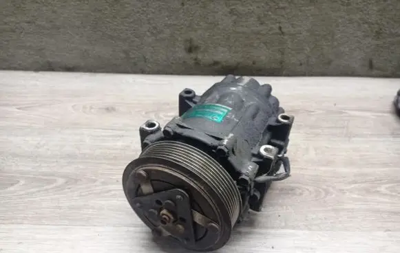 Volvo V50 Air conditioning (A/C) compressor (pump) 3M5H19D629HC 1249