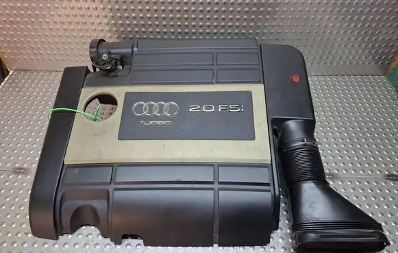 Audi A3 S3 8P Engine cover (trim) S27705851 06F133837S