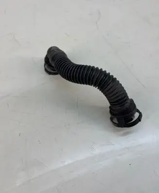 Volkswagen PASSAT B8 Breather/breather pipe/hose 