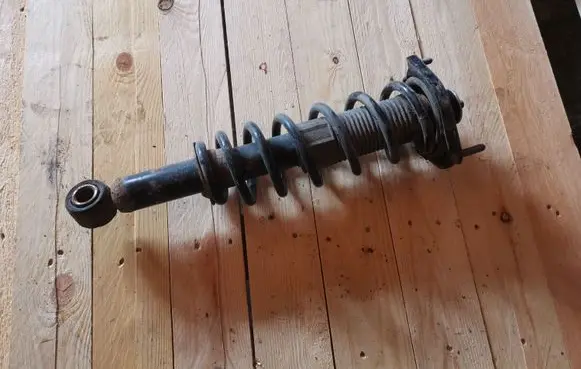 Toyota Corolla Verso AR10 Rear shock absorber with coil spring 