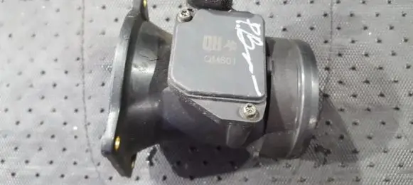 Audi A4 S4 B5 8D Mass air flow meter qm601