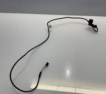 Mercedes-Benz CLS C219 AUX in-socket connector A2115409910 2115409910