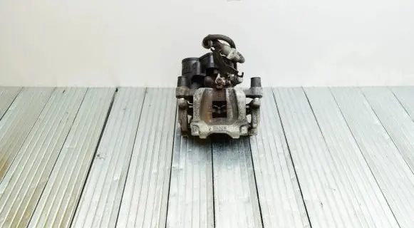 Land Rover Range Rover Evoque L551 Rear brake caliper K8D22K328AB