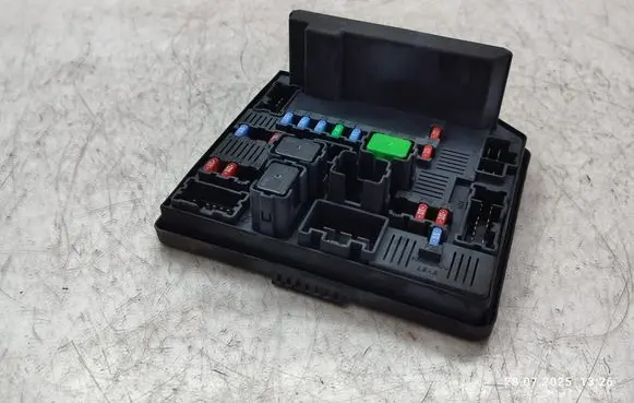 Nissan Qashqai+2 Central body control module 284B7BB02C