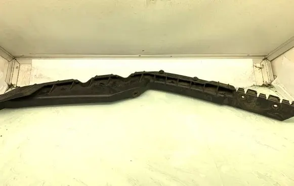 Skoda Octavia Mk2 (1Z) Front bumper mounting bracket 1Z0807184A