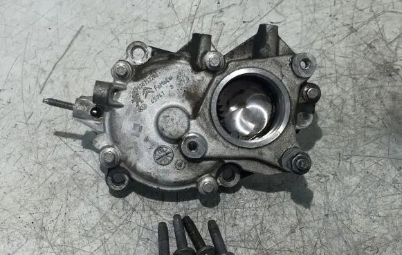 Toyota Proace Vacuum pump 9820752280 657418