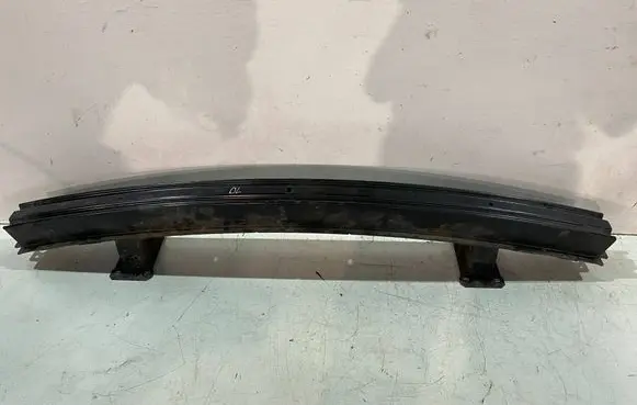 Land Rover Discovery 3 - LR3 Front bumper cross member DPF000086