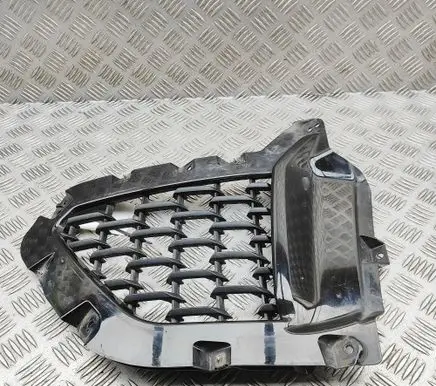 Maserati Levante Front grill 670123050