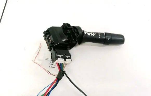 Toyota Avensis T270 Wiper control stalk 0520017F524