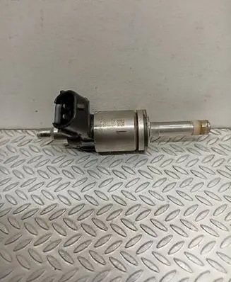 Toyota Auris E180 Fuel injector 2325047070 05925 08T07