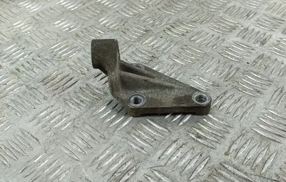 KIA Sorento Rear differential/diff mount bracket 