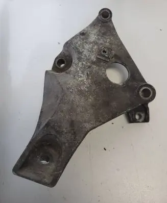 BMW 1 E81 E87 Engine mounting bracket 22116775041