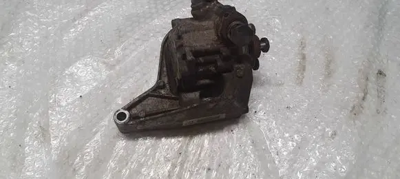 BMW 3 E90 E91 Power steering pump 7692974546